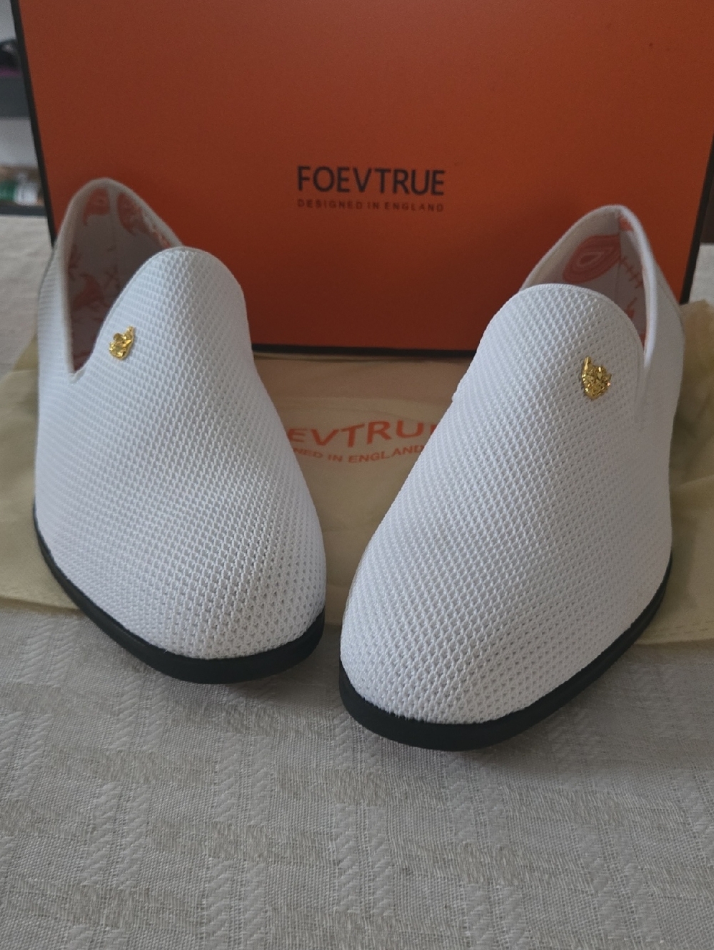 Men's White Slip-On Knit Loafers with Gold Accent